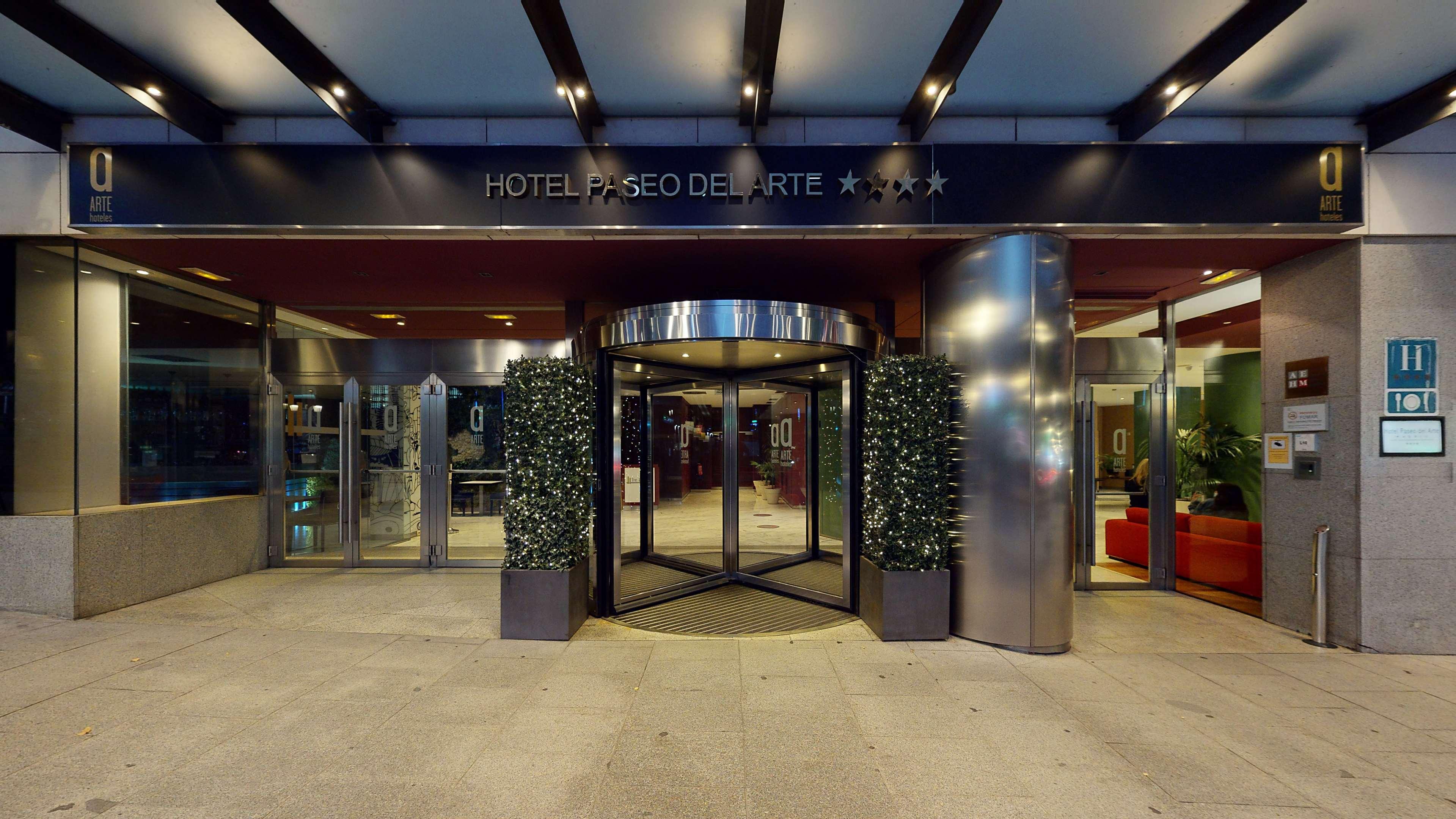 Radisson Red Madrid Hotel Eksteriør billede