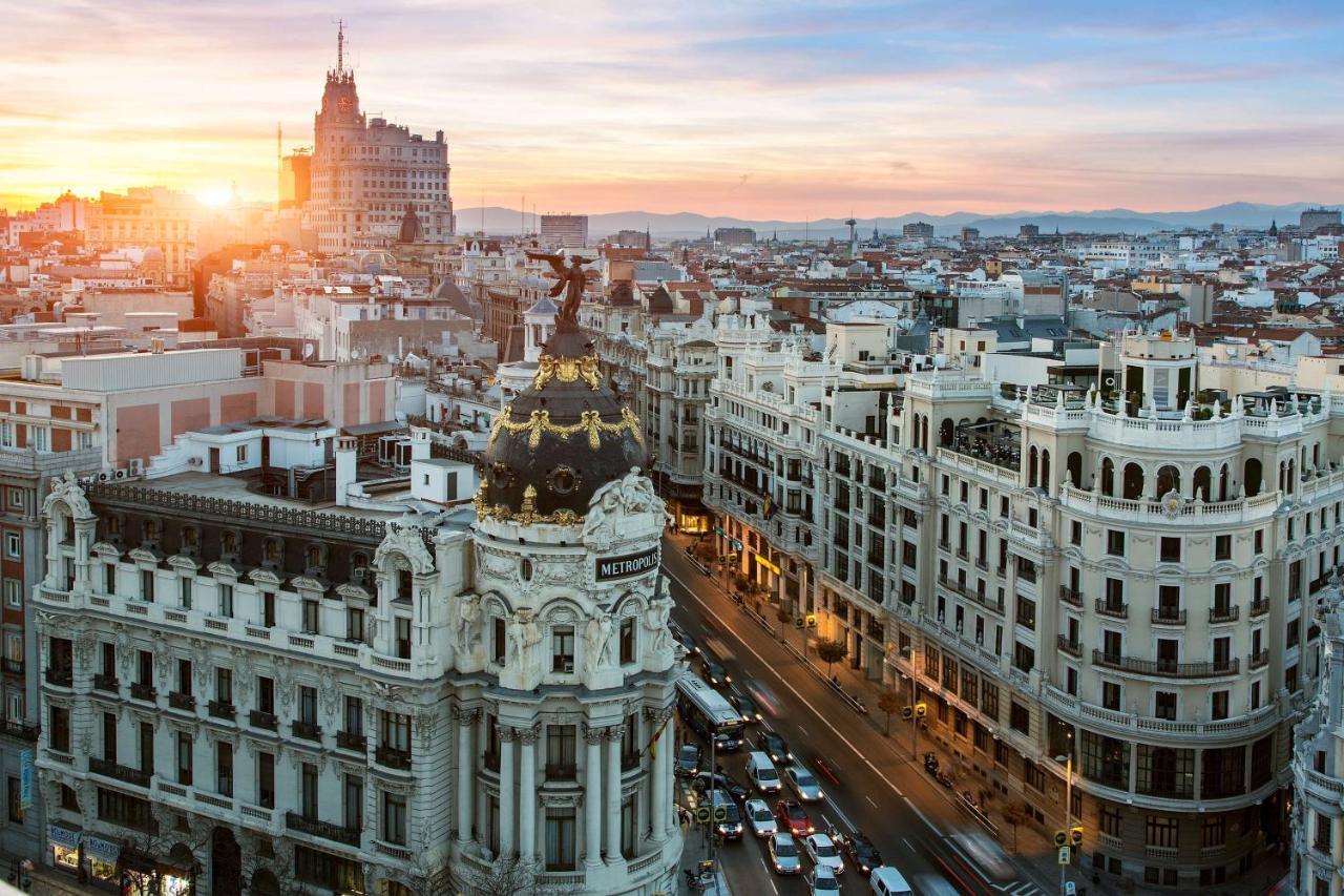 Radisson Red Madrid Hotel Eksteriør billede